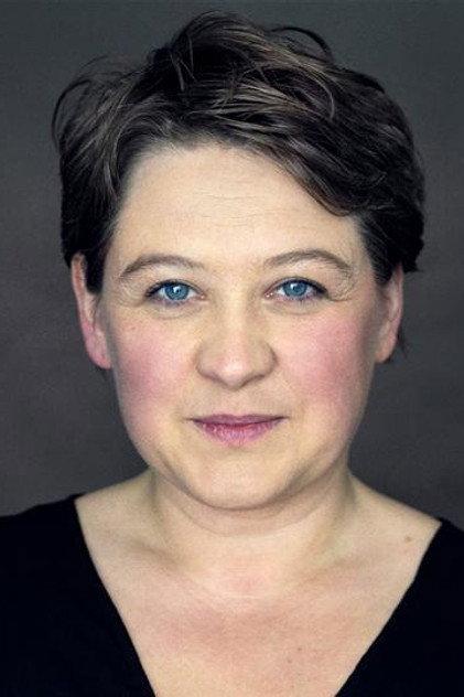 Claire Machin - Actor Profile Photo