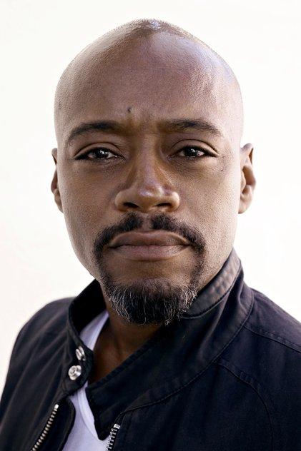 Fraser James - Actor Profile Photo