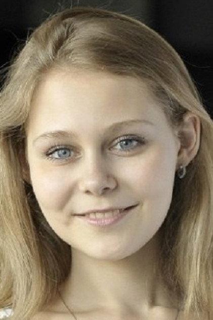 Anna Dulova - Actor Profile Photo