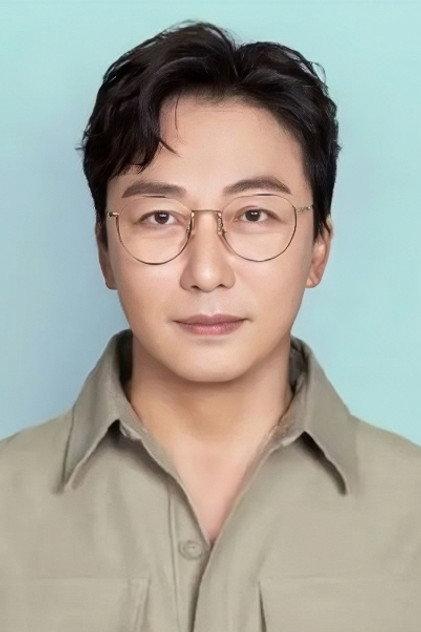 Tak Jae-hoon - Actor Profile Photo