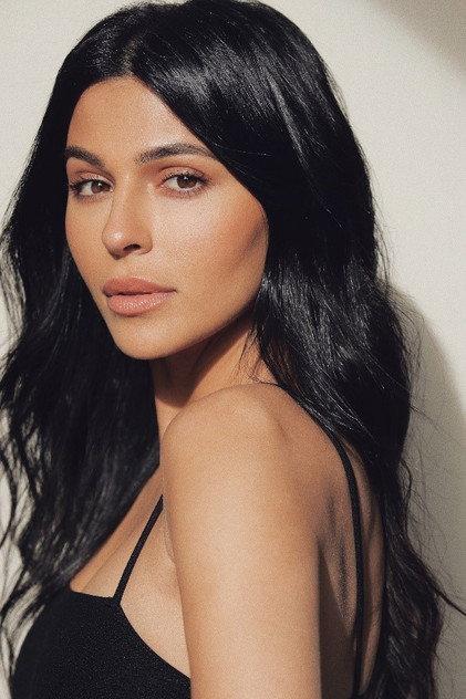 Teni Panosian - Actor Profile Photo