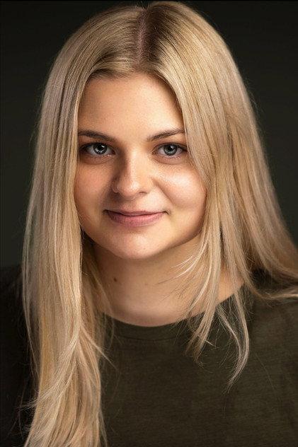 Annika Pillsbury - Actor Profile Photo