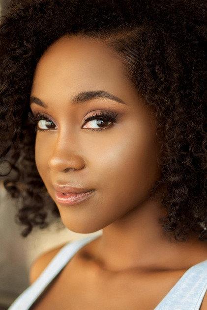 Lauren Mayo - Actor Profile Photo