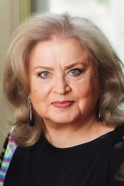 Indra Burkovska - Actor Profile Photo