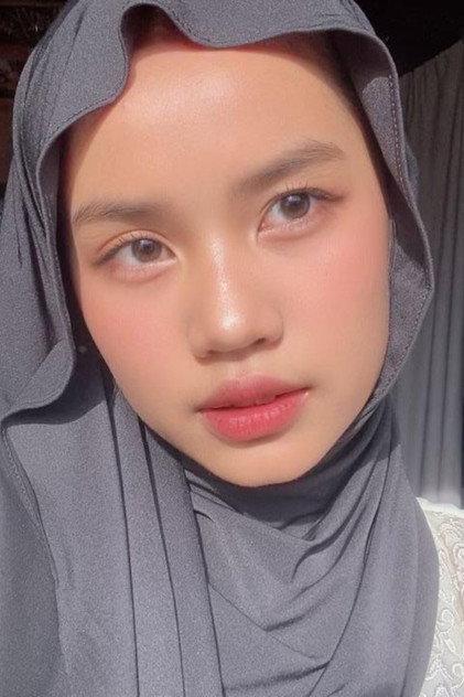 Aya Seontiani - Actor Profile Photo