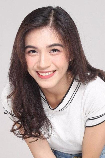 Gaby Warouw - Actor Profile Photo