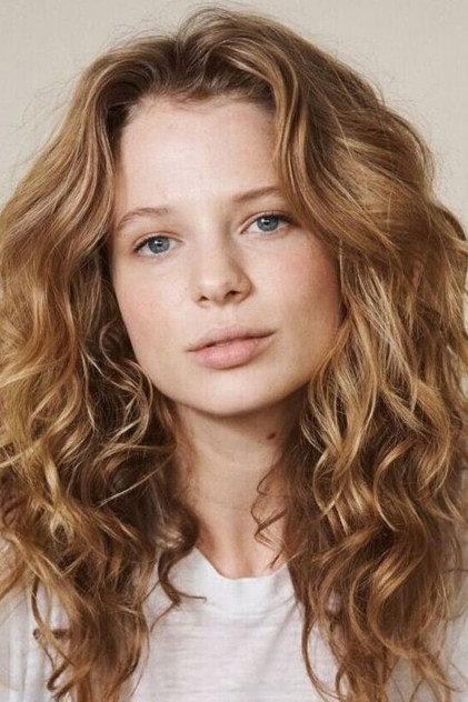 Allison Lanier - Actor Profile Photo