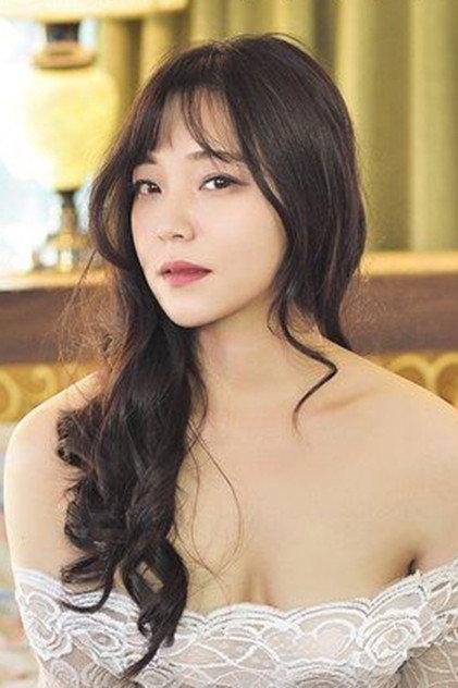 Si Ah - Actor Profile Photo