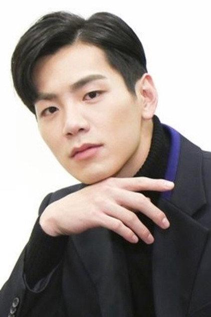 Bruce He - Actor Profile Photo