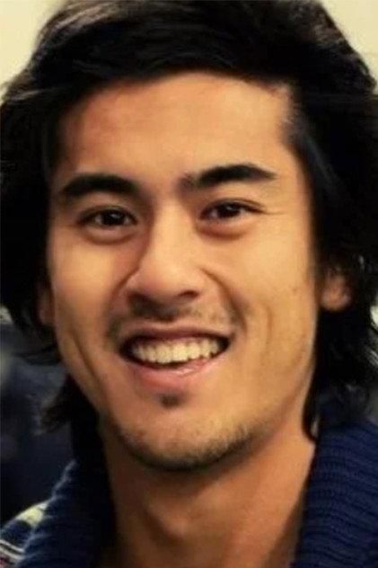 Romani Rauan - Actor Profile Photo
