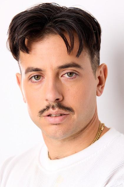 Alex Crawford - Actor Profile Photo