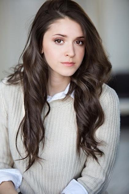Léa Roy - Actor Profile Photo