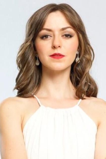 Luna Baxter - Actor Profile Photo