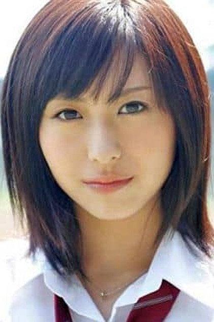 Julia Kawakami - Actor Profile Photo