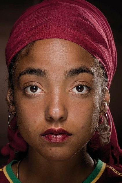 Safira Robens - Actor Profile Photo