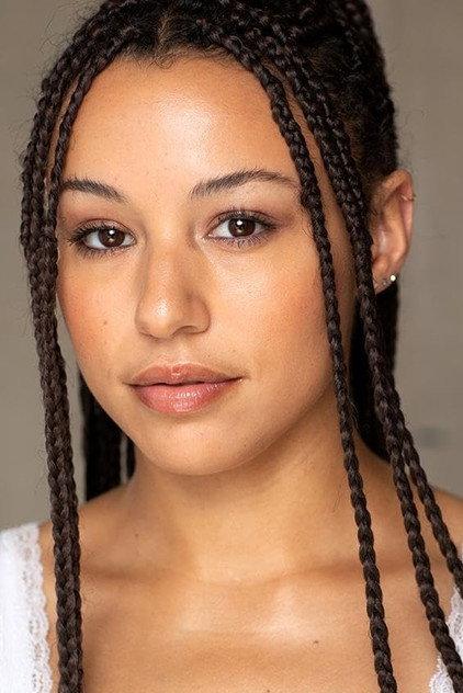 Sage Moore - Actor Profile Photo