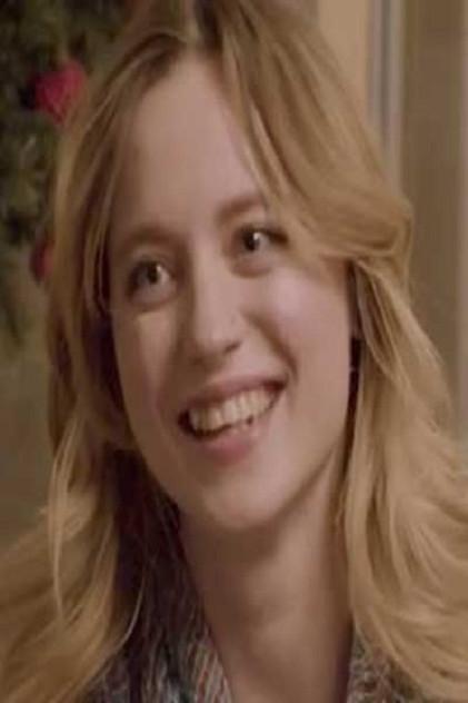 Ellie Laesch - Actor Profile Photo