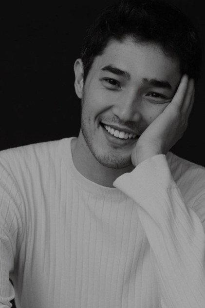 Yerlan Kulmurzin - Actor Profile Photo