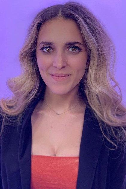 Roxy Striar - Actor Profile Photo
