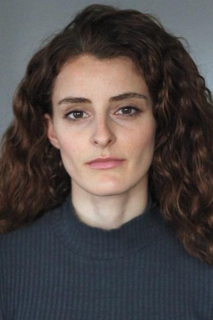 Sixtine Gignoux - Actor Profile Photo