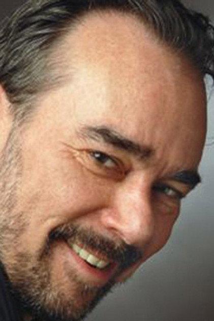 Roderick Earle - Actor Profile Photo