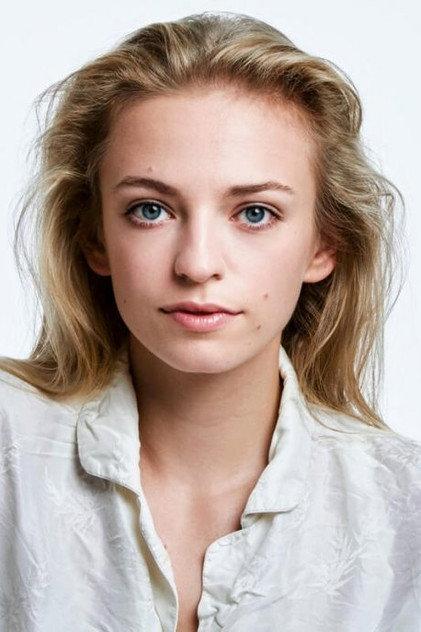 Nathalie Ann Köbli - Actor Profile Photo
