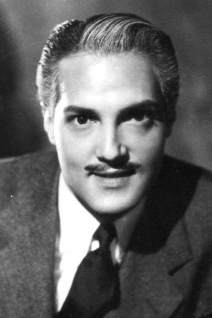 Roberto Cañedo - Actor Profile Photo