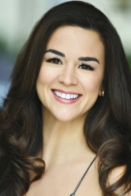 Nicci Roessler - Actor Profile Photo