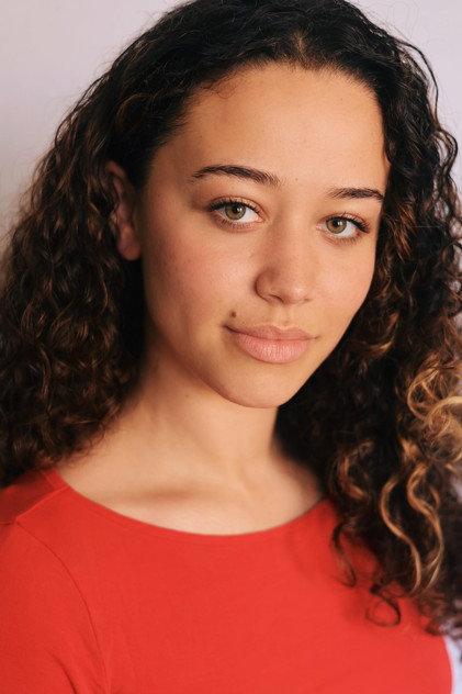 Amazone Gonsalves - Actor Profile Photo