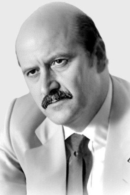 Agustín González - Actor Profile Photo