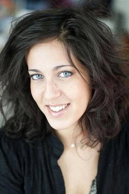 Alexandra Roth - Actor Profile Photo