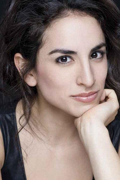 Paula Iwasaki - Actor Profile Photo