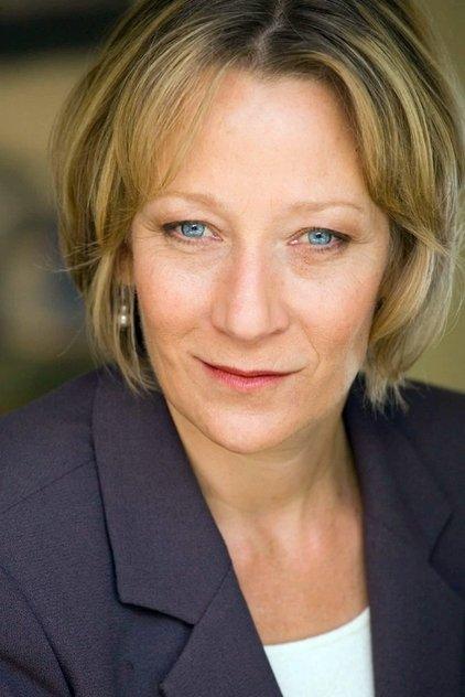 Lily Knight - Actor Profile Photo