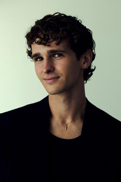 Damian Hempstead - Actor Profile Photo