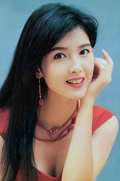 Vivian Chow - Actor Profile Photo