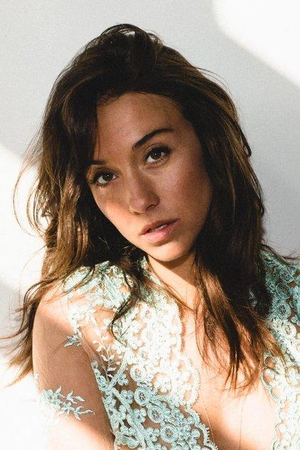 Stella Maeve - Actor Profile Photo