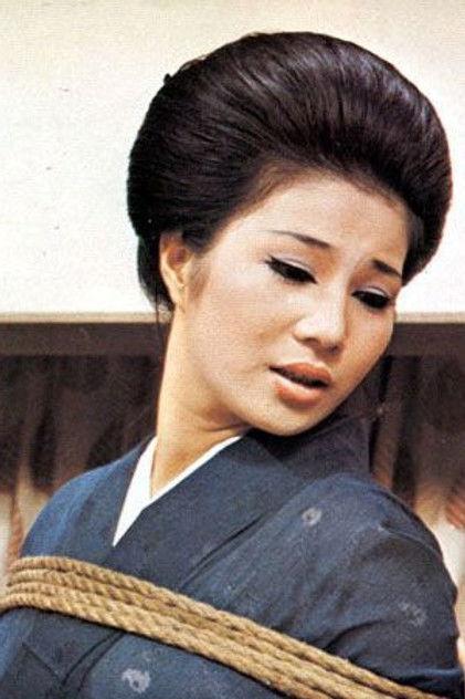 Naomi Tani - Actor Profile Photo
