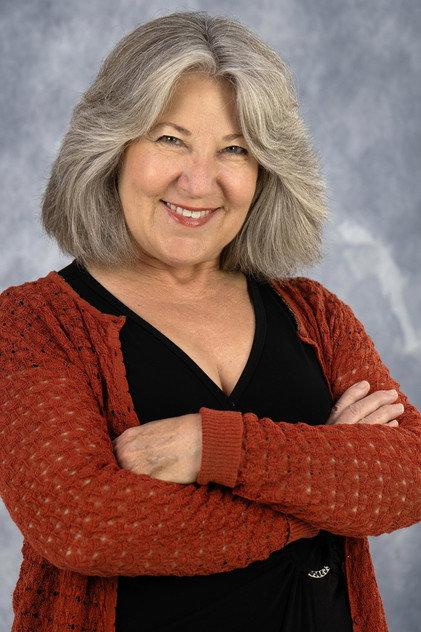 Holly Zeleny - Actor Profile Photo