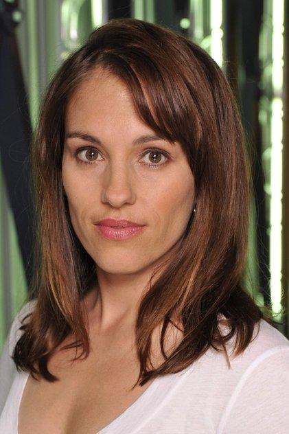 Amy Jo Johnson - Actor Profile Photo