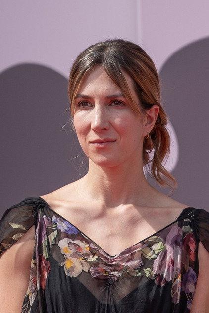 Zoë Schiffer - Actor Profile Photo