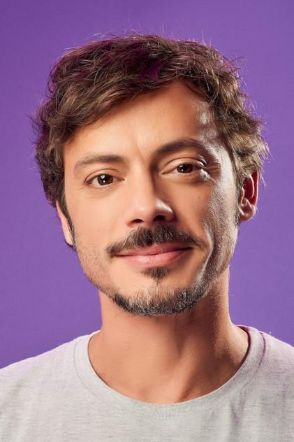 Tomás Fonzi - Actor Profile Photo