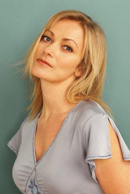 Terri Dwyer - Actor Profile Photo