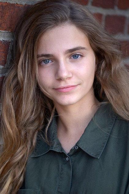 Lola Rossignol-Arts - Actor Profile Photo