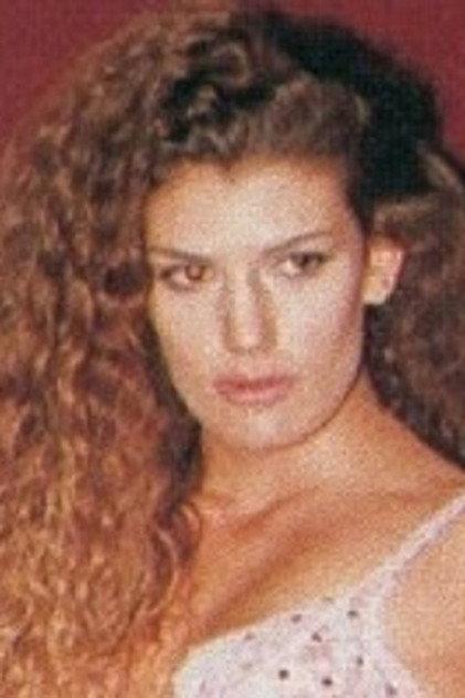 Mercedes Lynn - Actor Profile Photo