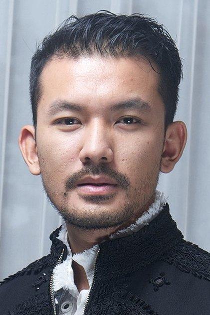 Rio Dewanto - Actor Profile Photo