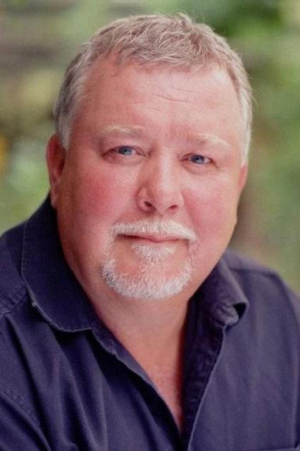 Gareth Hale - Actor Profile Photo