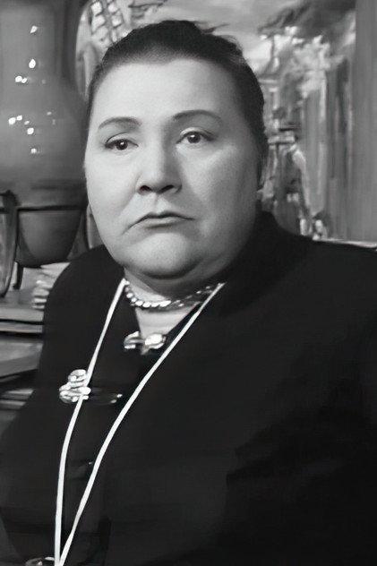 Milly Mathis - Actor Profile Photo