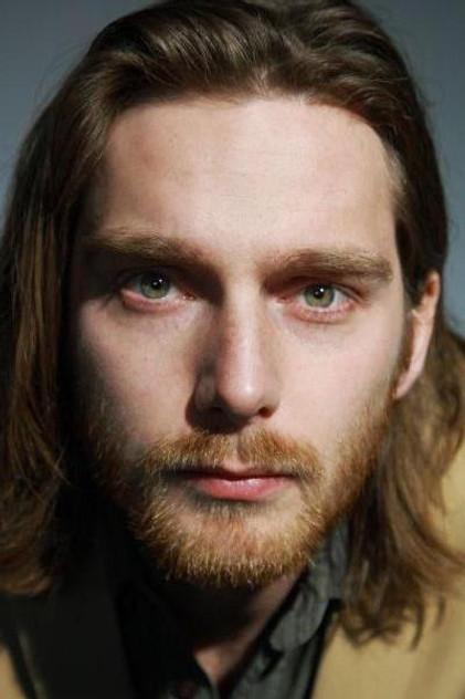 Reinout Scholten van Aschat - Actor Profile Photo