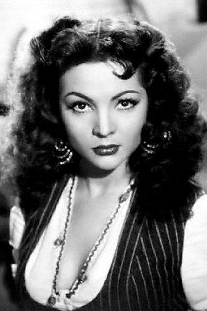 Sara Montiel - Actor Profile Photo