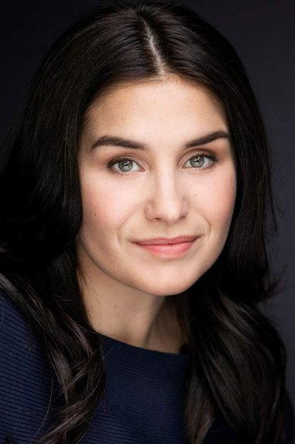 Emma Draper - Actor Profile Photo